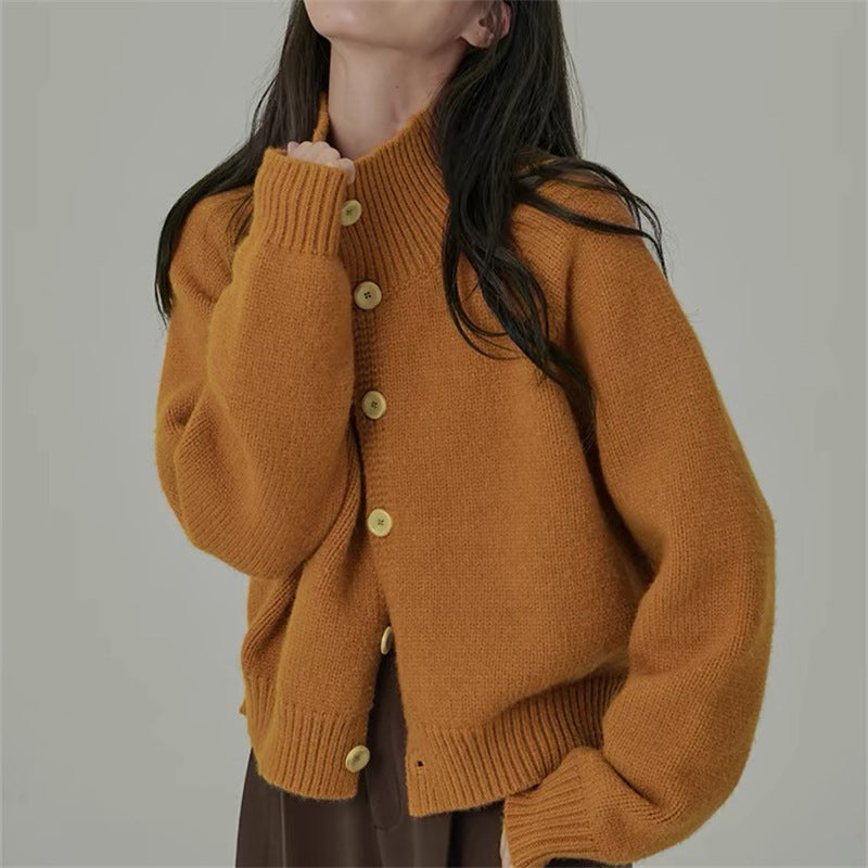 Damen knielange Strickjacke mit Stehkragen und modischen Holzknöpfen Drune