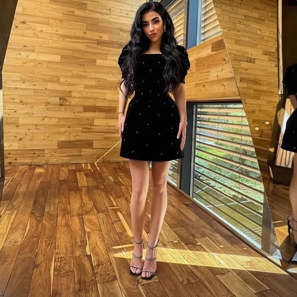 Damen Samtkleid mit Puffärmel und glitzernden Details Drune