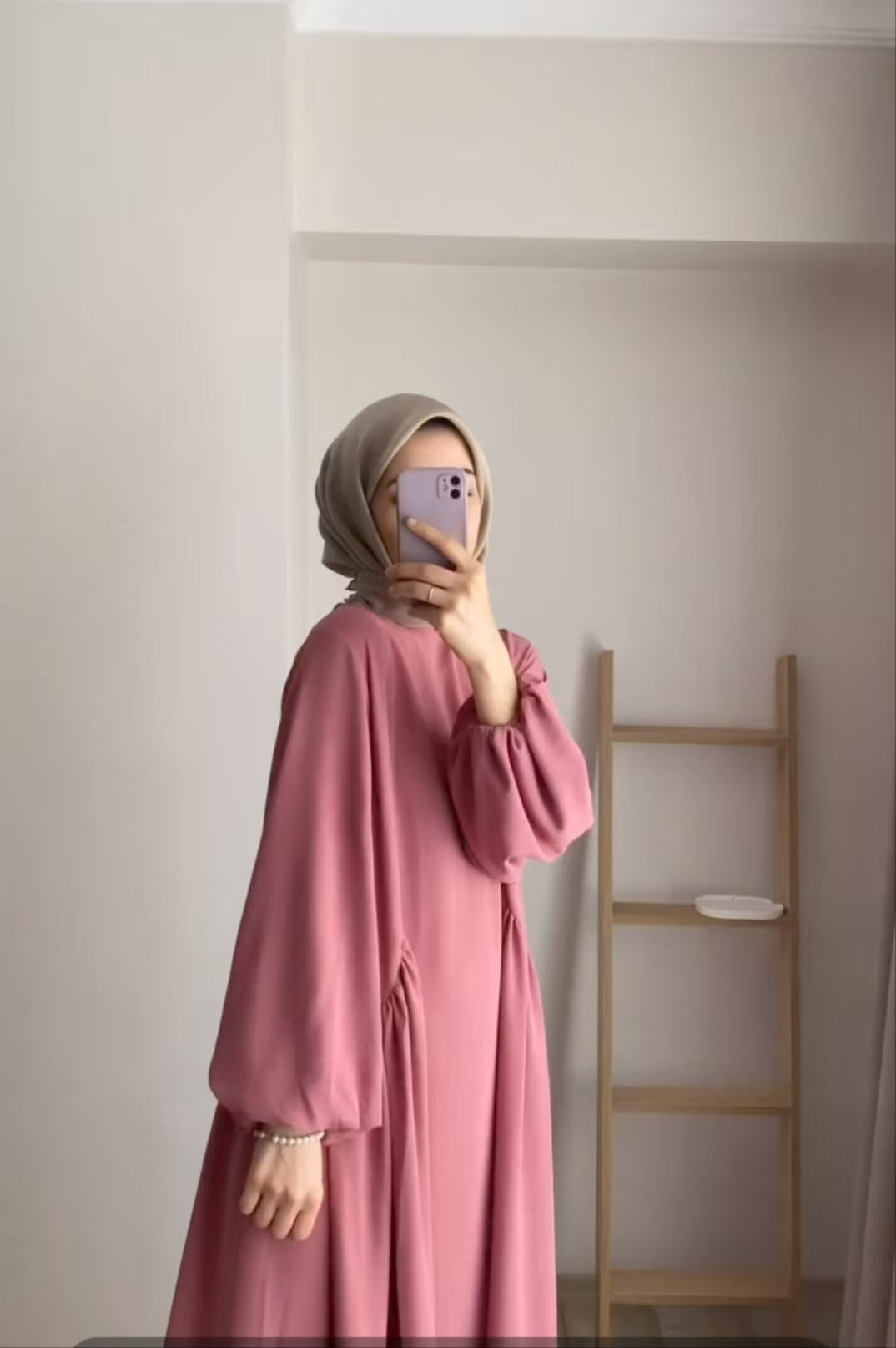 Damen elegantes Maxikleid mit voluminösen Ärmeln und fließendem Schnitt Drune