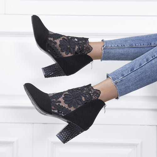 Damen Elegante Schnürstiefeletten mit floraler Spitze und trendigem Blockabsatz Drune