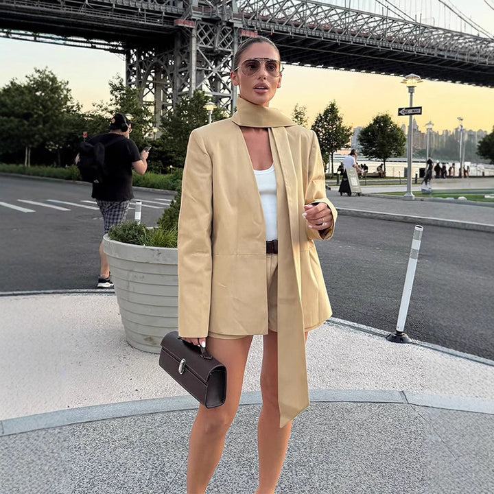 Damen Anzugjacke mit raffinierter Schluppe und weichem Schnitt Drune
