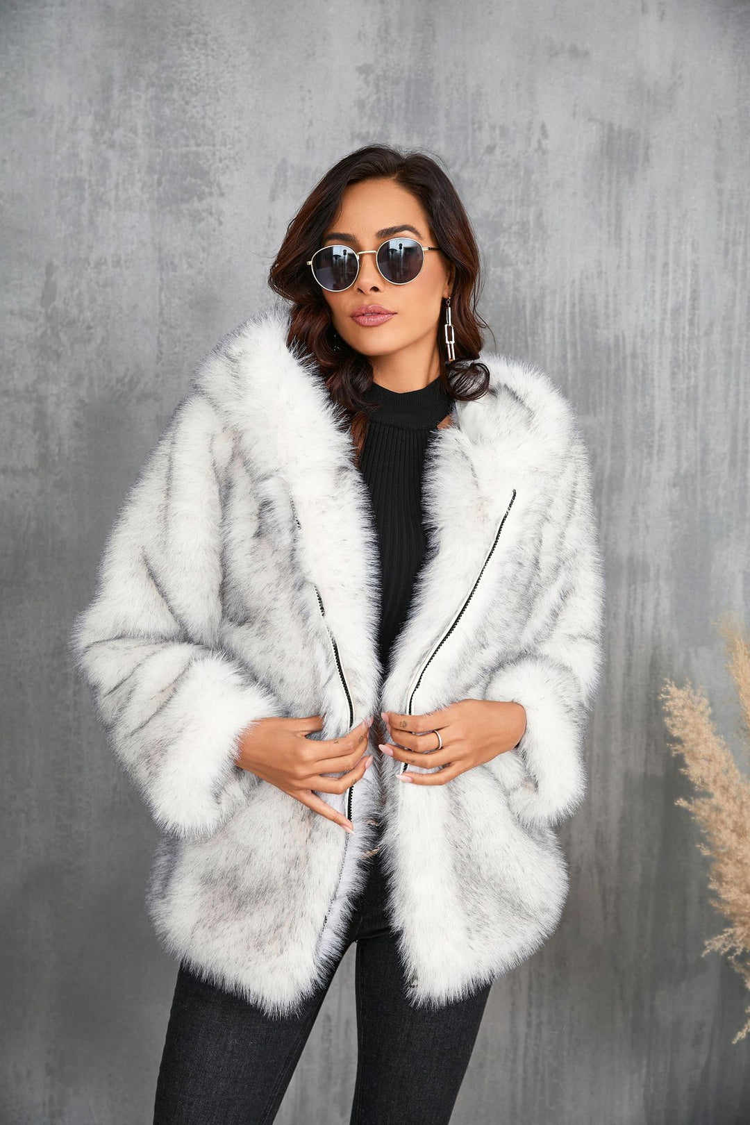 Drune | Kapuzenjacke - Plüsch Kunstfell - Lässiger Chic - Winteressenziell