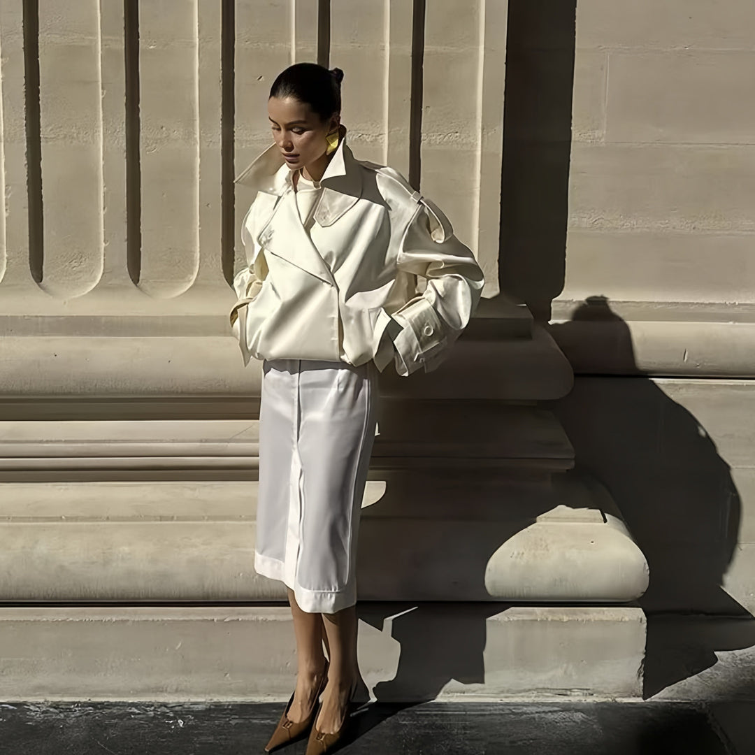 Damen modische Kurzjacke mit elegantem Schnitt und hochglänzendem Finish Drune