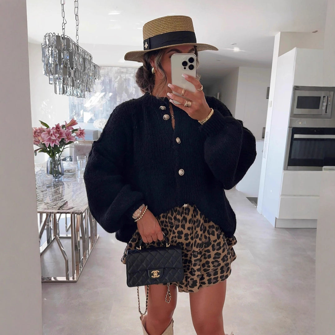 Damen modische Strickjacke mit Overzised-Ärmeln und Knopfdetails Drune