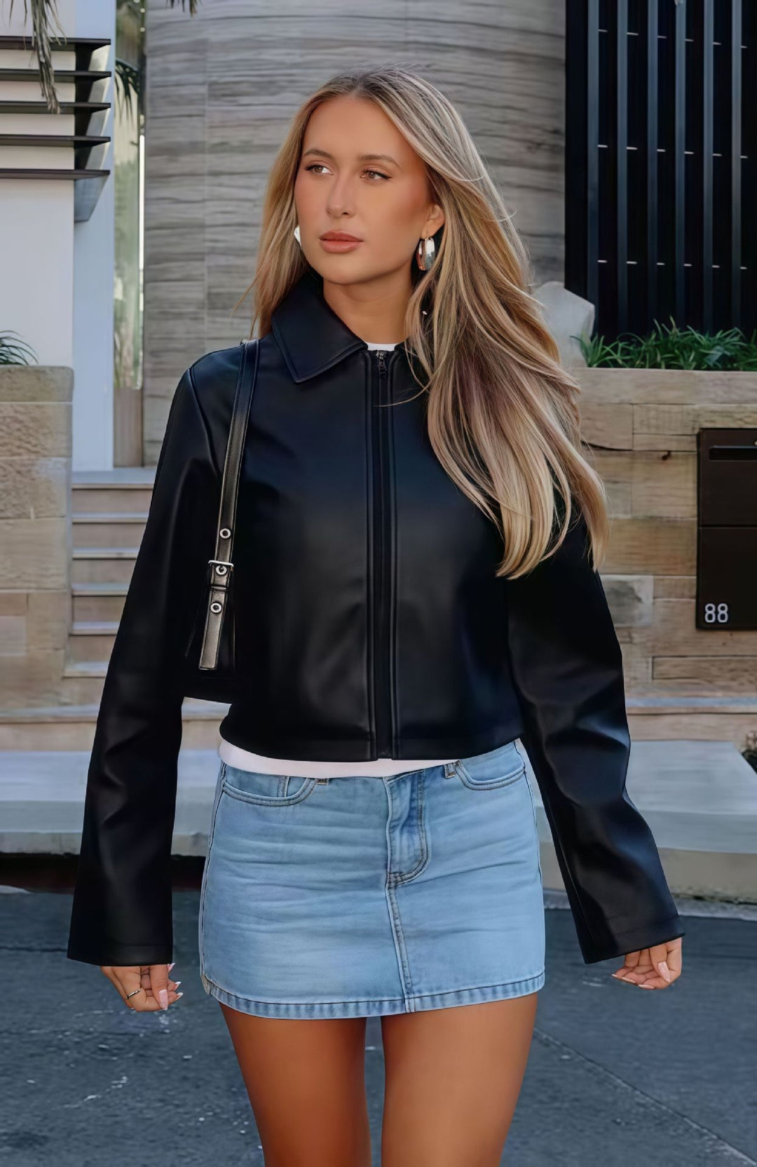 Damen moderne, cropped Kunstlederjacke Drune