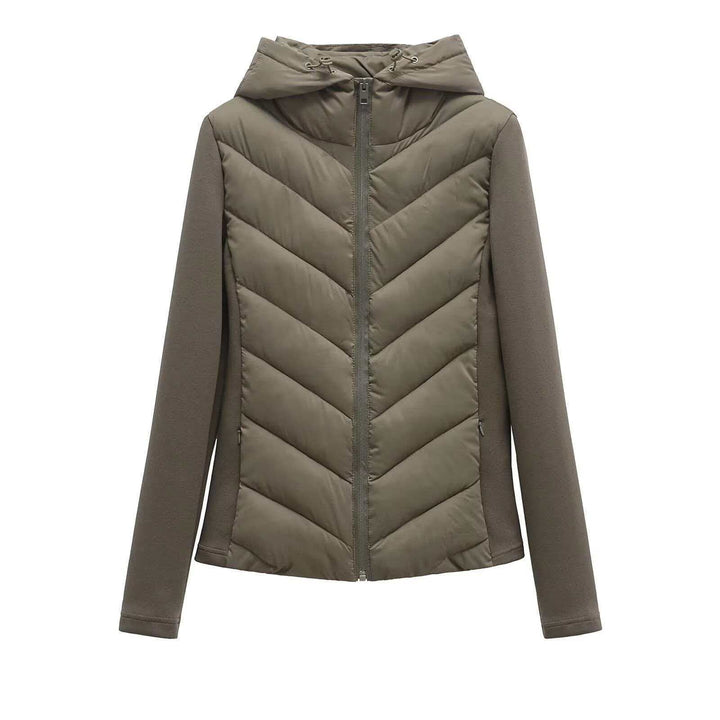 Damen nan gesteppte Kapuzenjacke mit Chevron‑Stepp, Einsätzen aus Softshell und verdecktem Reißverschluss Drune