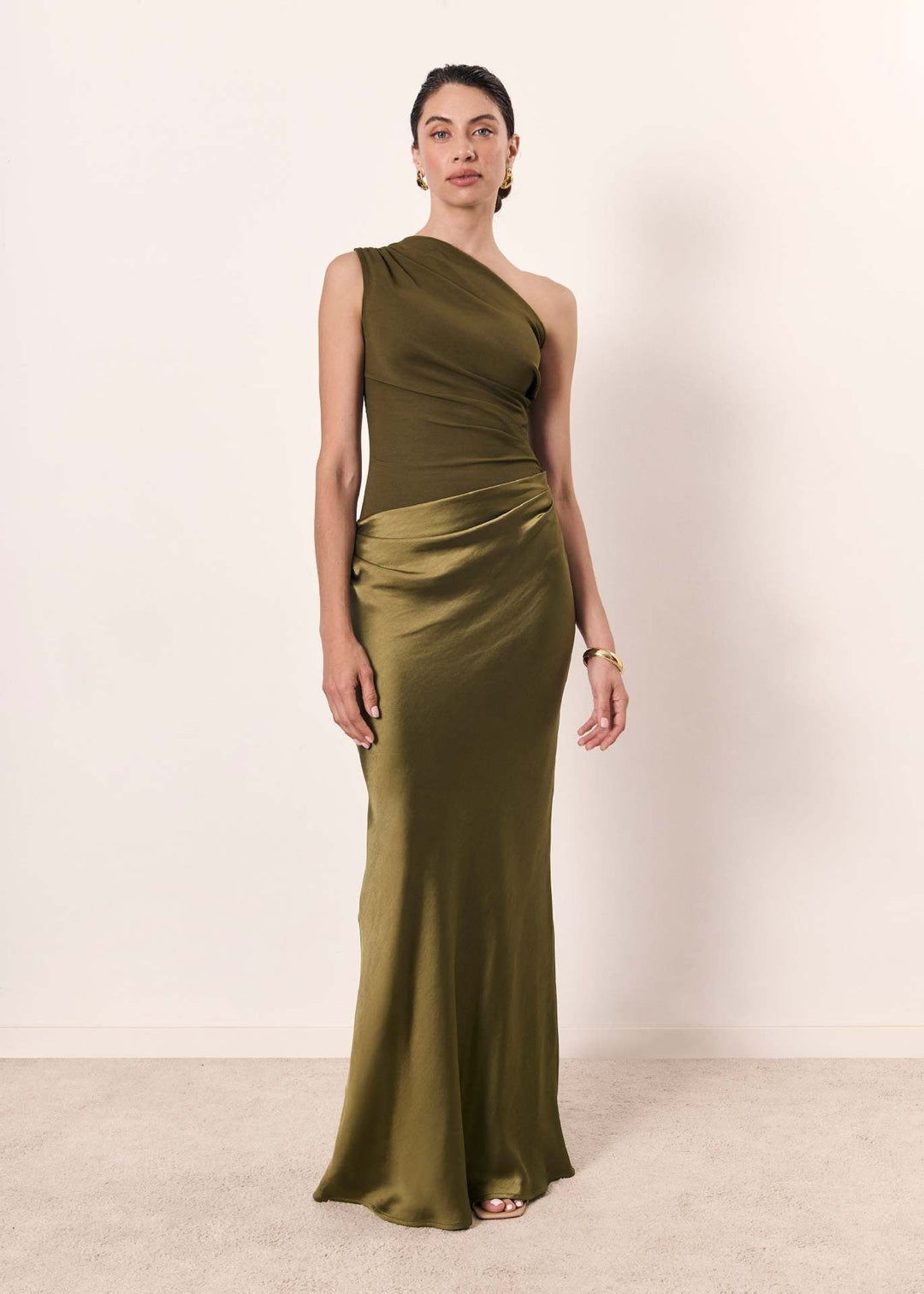 Elegantes One-Shoulder Maxikleid