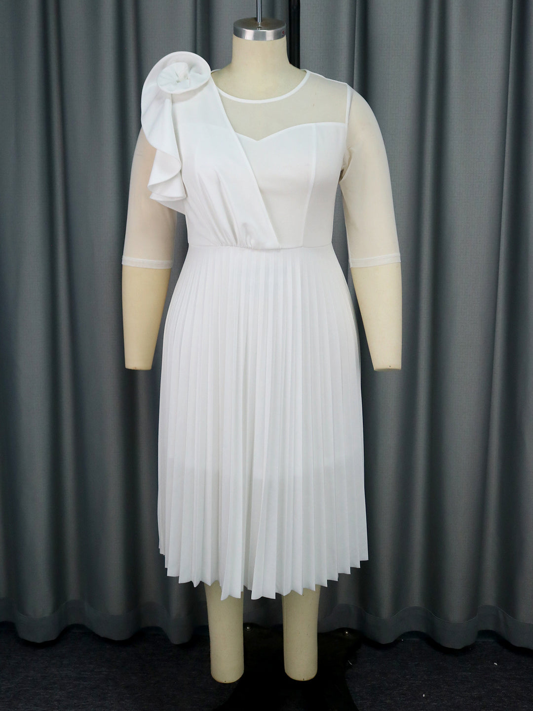 Damen elegantes Plissee-Kleid mit asymmetrischem Design und floralen Akzent Drune