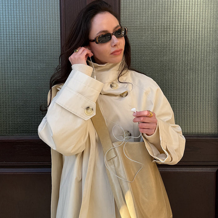 Damen oversized Cabanjacke mit praktischen Knöpfen und modernem Stehkragen Drune