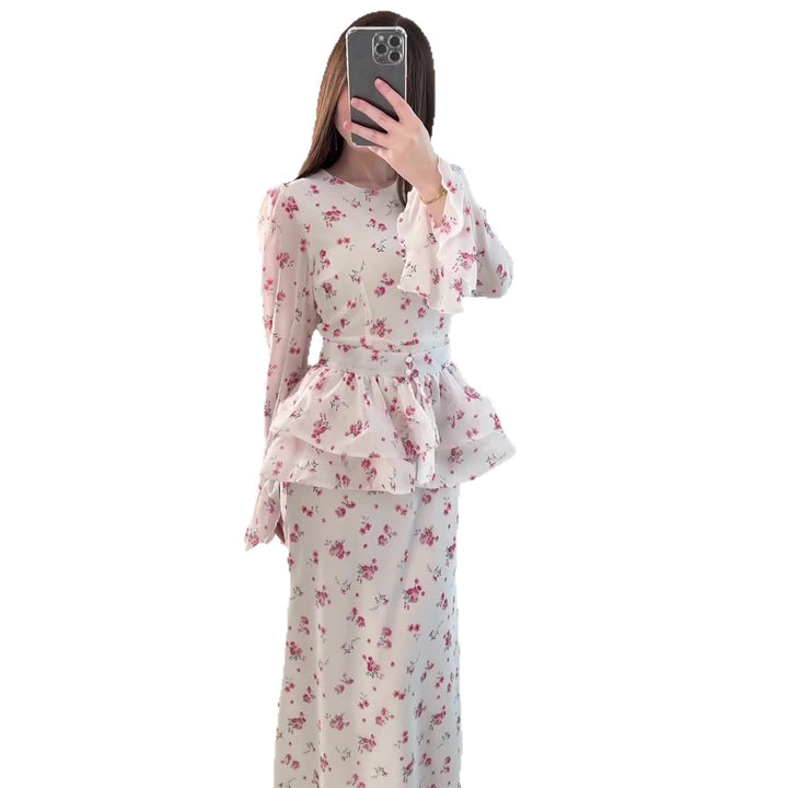 Damen Maxikleid mit voluminösem Peplum und floralen Akzenten Drune