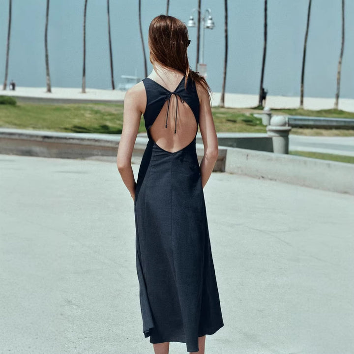Damen Skaterkleid mit hohem Halsausschnitt und seitlichen Schlitzen Drune