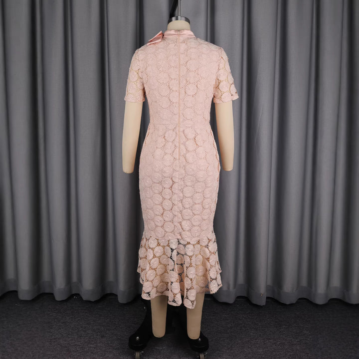 Damen Elegantes Spitzenkleid mit Rüschensaum Drune