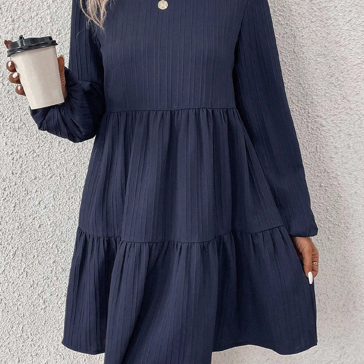 Damen modisches Kleid mit gerafftem Rock Drune