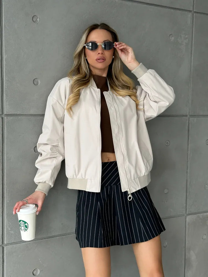 Damen modische Bomberjacke mit praktischen Innentaschen und sportivem Schnitt Drune