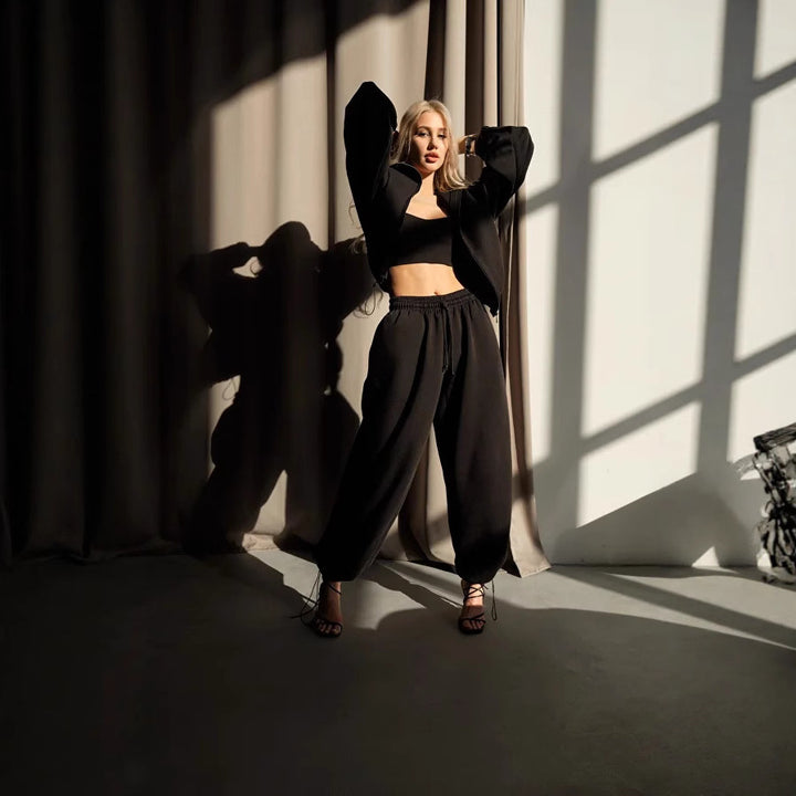 Damen cropped Hoodie und entspannte Jogginghose Set Drune