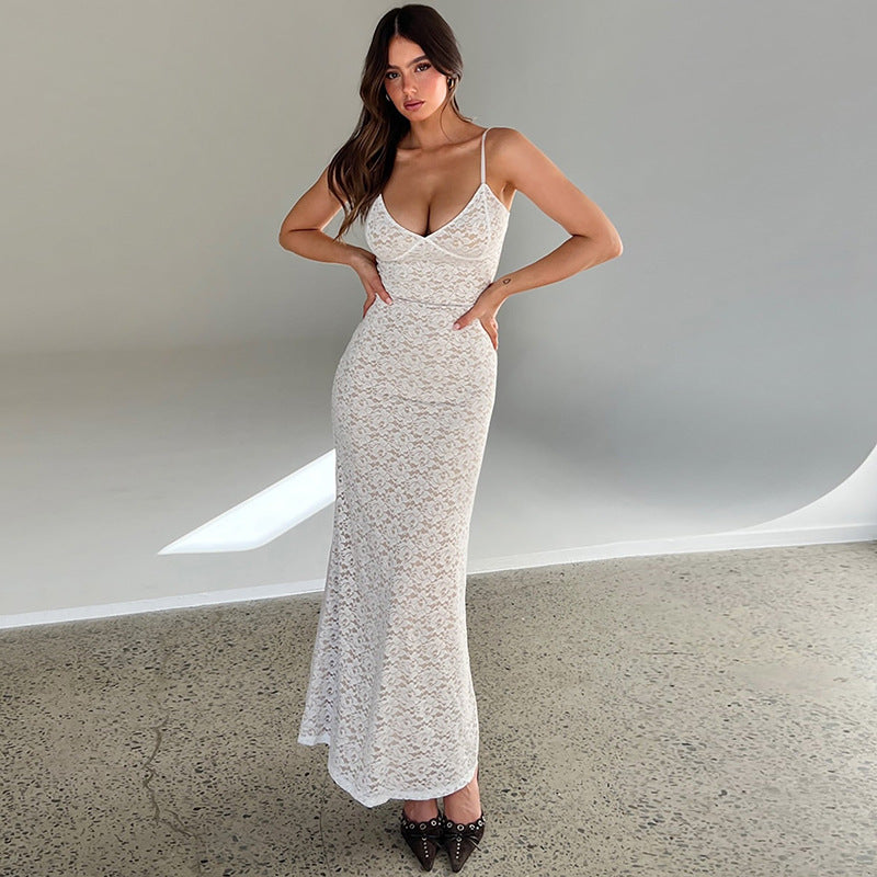 Damen Spitzenkleid mit zarten Spaghettiträgern und fließendem Schnitt Drune