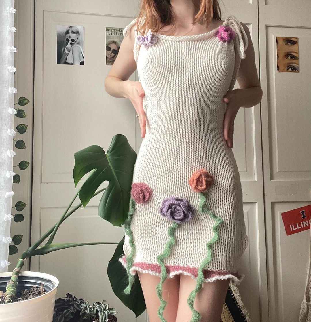 Damen gehäkeltes Sommerkleid mit floralen Applikationen Drune