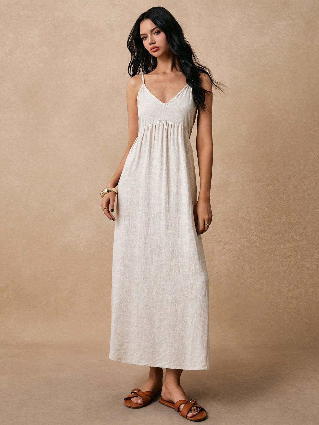 Damen Maxikleid mit feinen Spaghettiträgern und leichtem, atmungsaktivem Material Drune