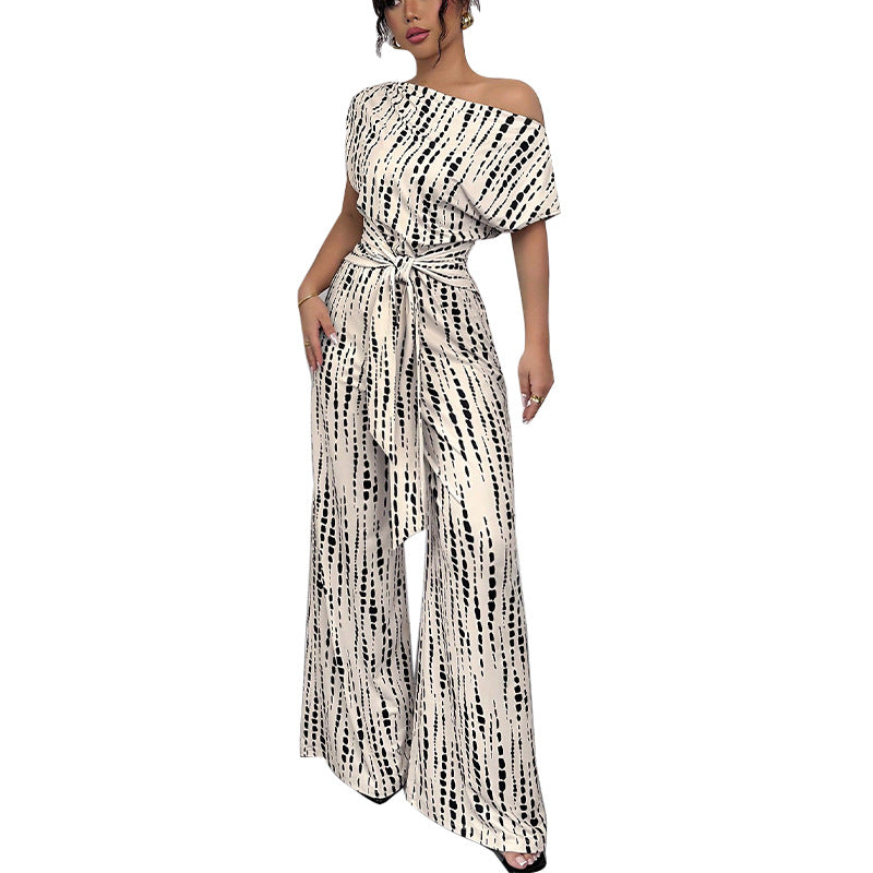 Damen Eleganter Jumpsuit mit asymmetrischem Ausschnitt und floralen Rüschen Drune