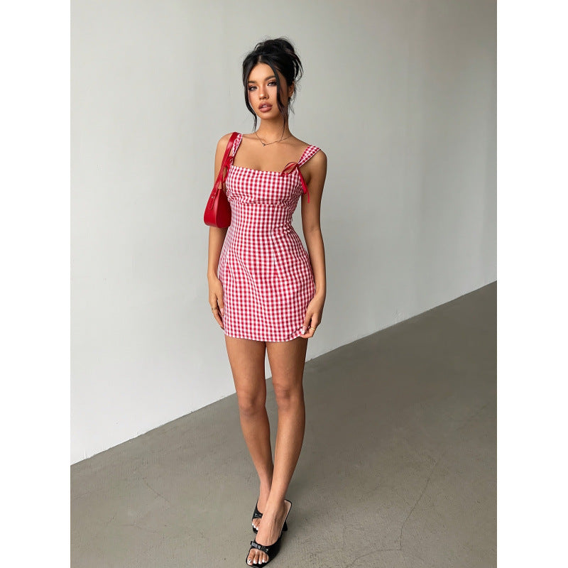 Damen Minikleid mit schickem V-Ausschnitt und dekorativem Rückenausschnitt Drune