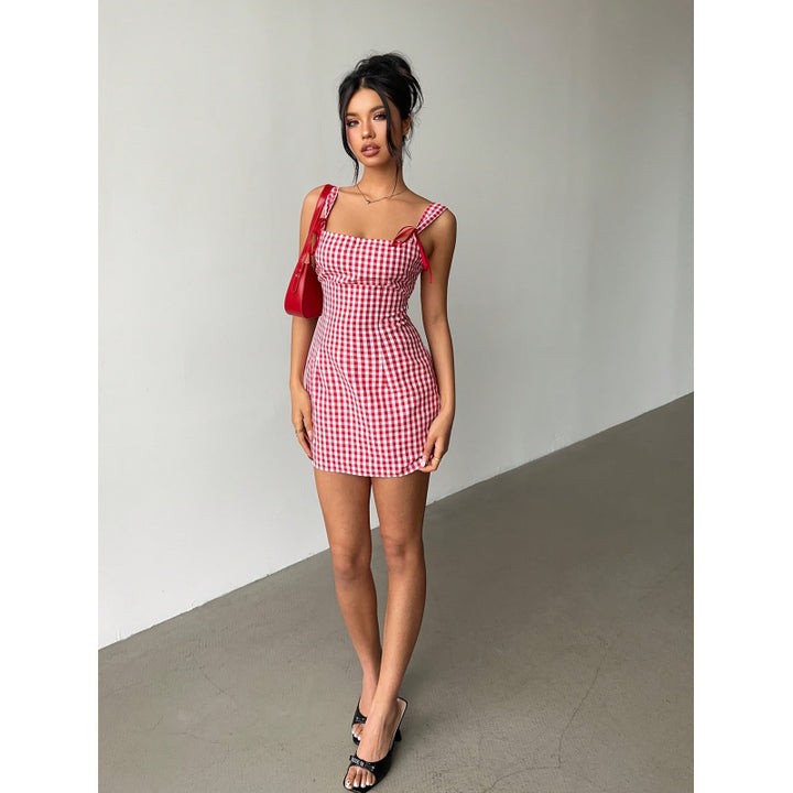 Damen Minikleid mit schickem V-Ausschnitt und dekorativem Rückenausschnitt Drune
