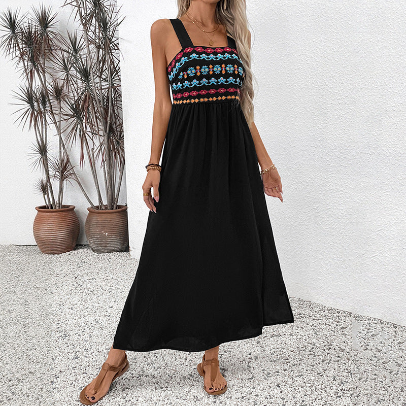 Damen Maxikleid mit buntem Stickdesign und seitlichem Schlitz Drune