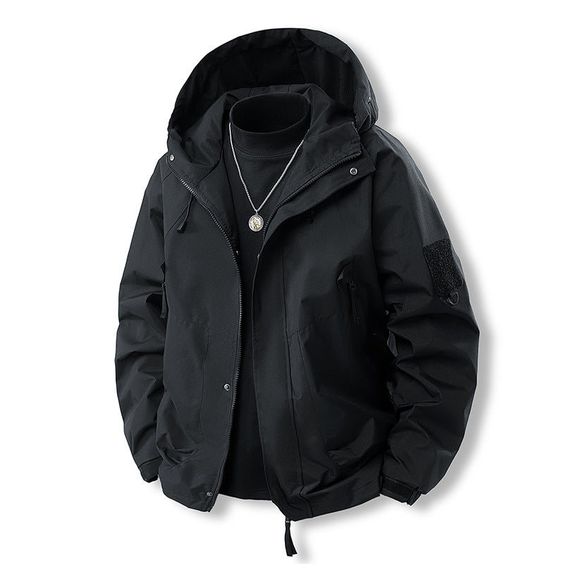 Herren Outdoor- und Freizeitjacke mit verstellbarem Kapuzenkragen und praktischen Taschen Drune