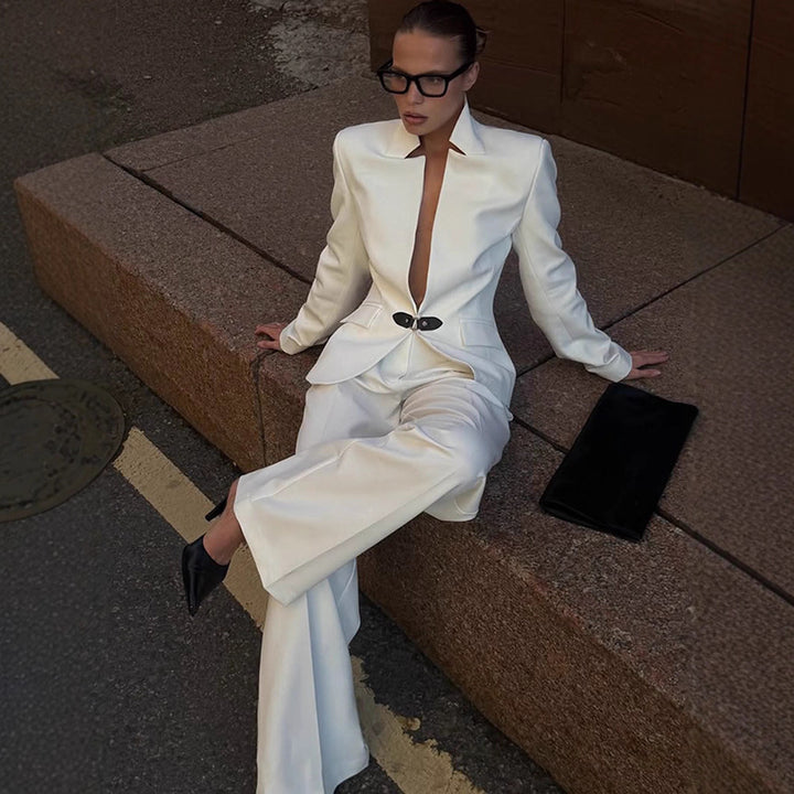 Damen elegantes Tailor-Anzug-Set mit minimalistischer Silhouette und tiefem Ausschnitt Drune