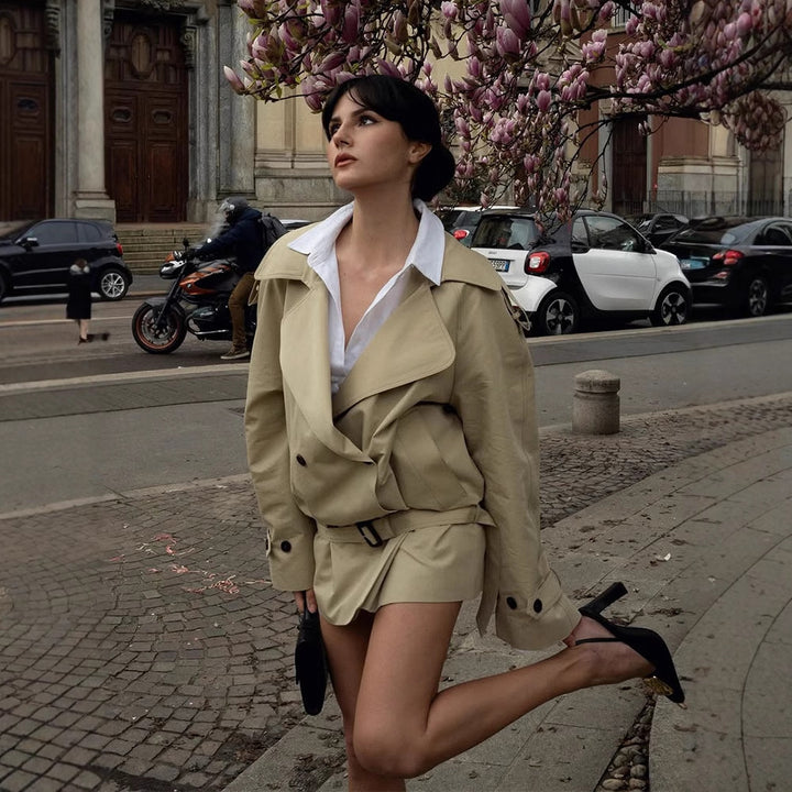 Damen modische Trenchcoat-Jacke mit taillierbarem Gürtel und elegantem Schnitt Drune