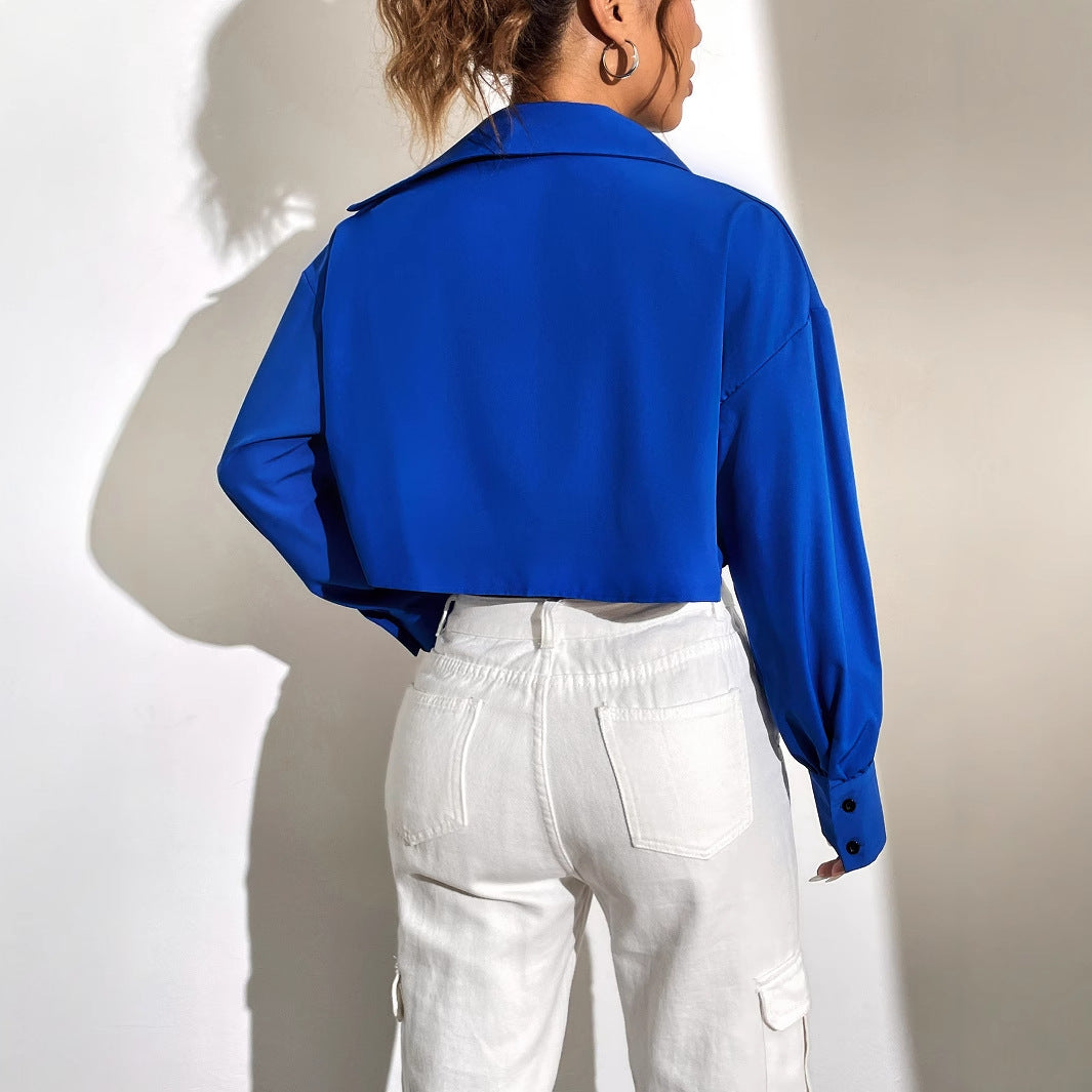 Damen cropped Hemdjacke mit modernen Knopfdetails und eleganten Puffärmeln Drune