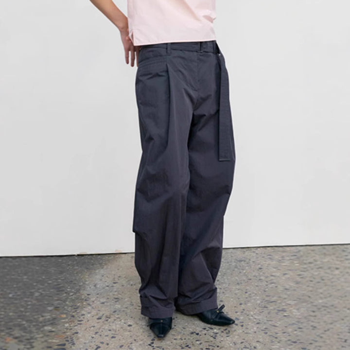 Damen Weit geschnittene Stoffhose mit Ton-in-Ton Gürtel Drune