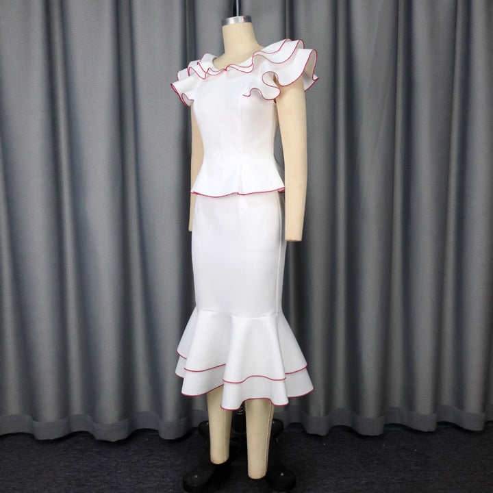 Damen figurbetontes Kleid mit voluminösem Rüschensaum und farbigem Akzent Drune