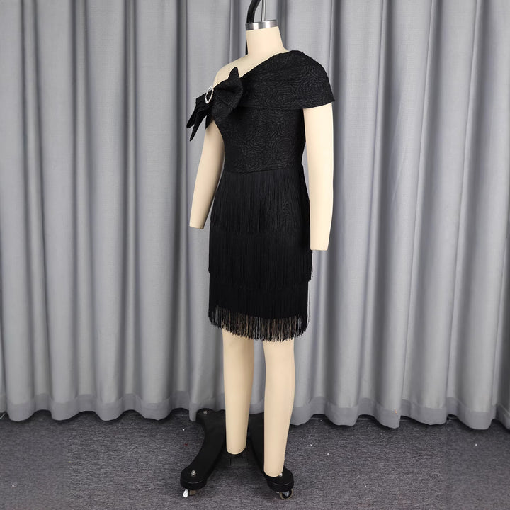 Damen glamouröses Abendkleid mit Rüschen und Fransen Drune
