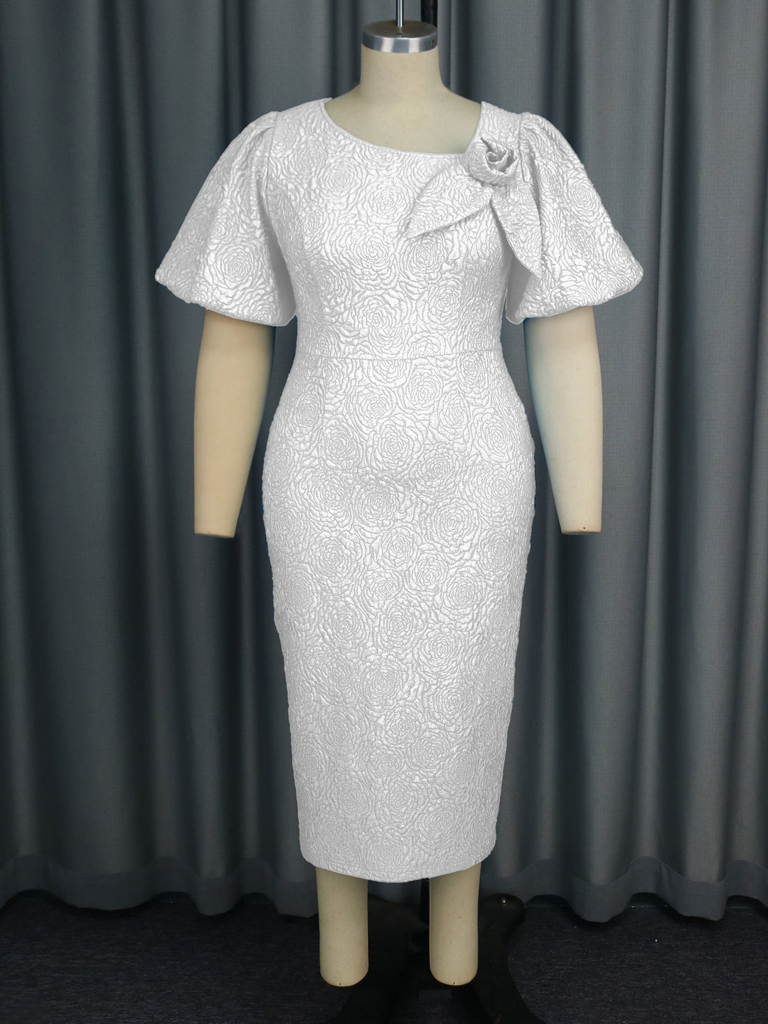 Damen elegantes Etuikleid mit fließenden Puffärmeln und Blumenapplikation Drune