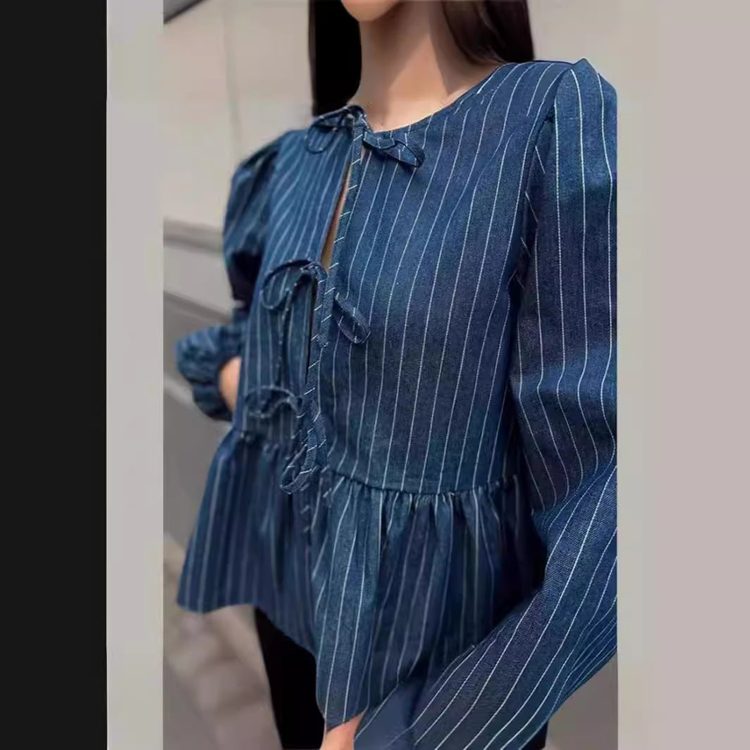 Damen modisches Denim-Oberteil mit taillierter Silhouette und Volant Drune