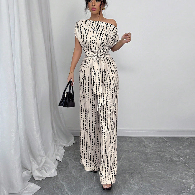 Damen Eleganter Jumpsuit mit asymmetrischem Ausschnitt und floralen Rüschen Drune