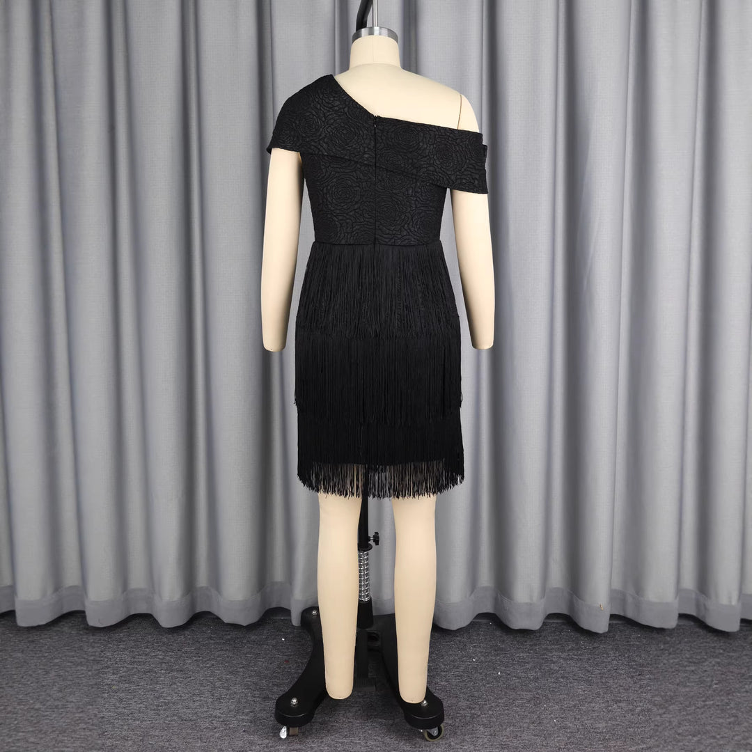 Damen glamouröses Abendkleid mit Rüschen und Fransen Drune