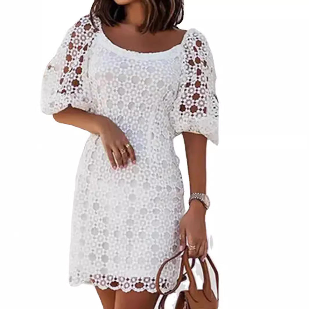 Damen Spitzenkleid mit luftigen Puffärmeln und eleganten Häkel-Details Drune