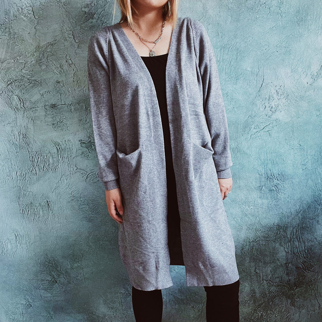 Damen lässige Strickjacke mit tiefem Schnitt und praktischen Taschen Drune