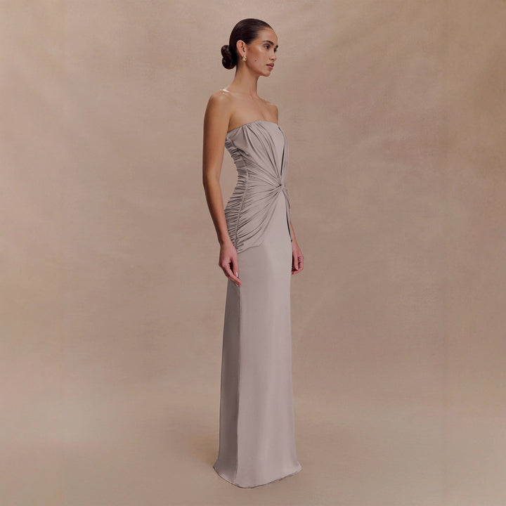 Damen Elegantes Minimalistisches Abendkleid mit Raffungen Drune
