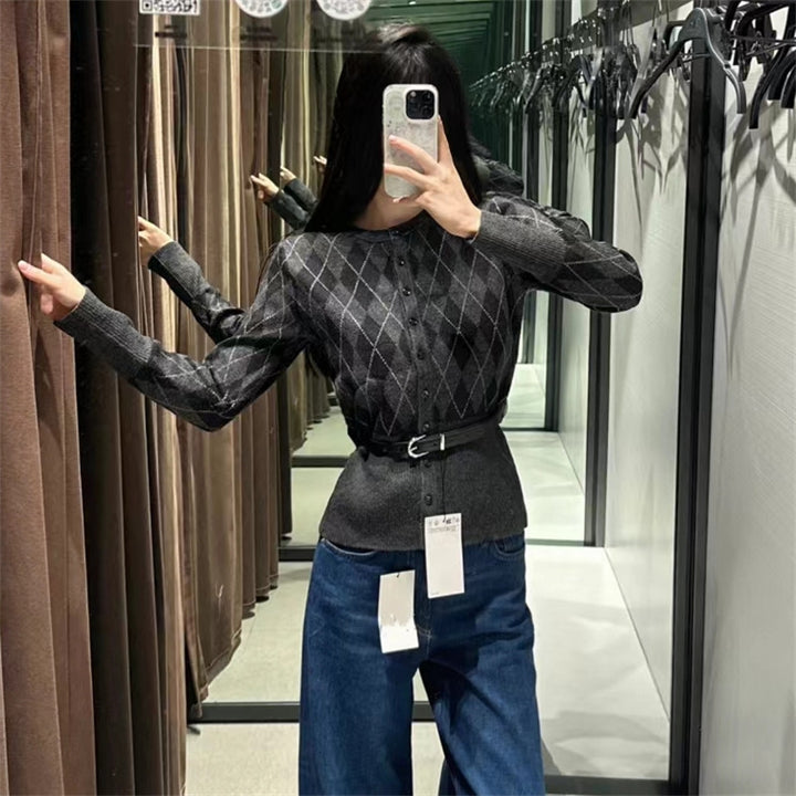 Damen Strickjacke mit modernem Karomuster und abnehmbarem Gürtel Drune