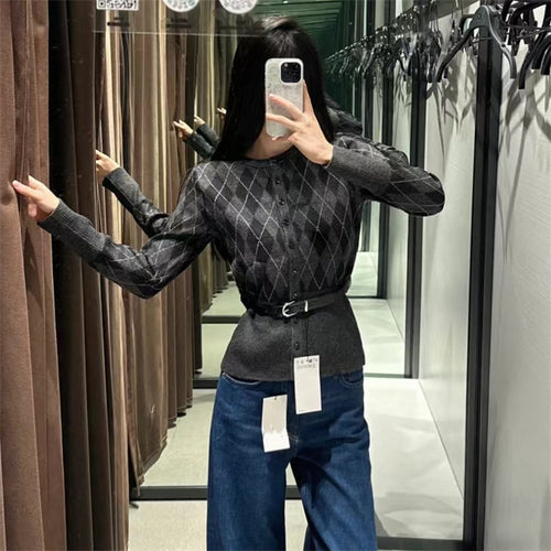 Damen Strickjacke mit modernem Karomuster und abnehmbarem Gürtel Drune
