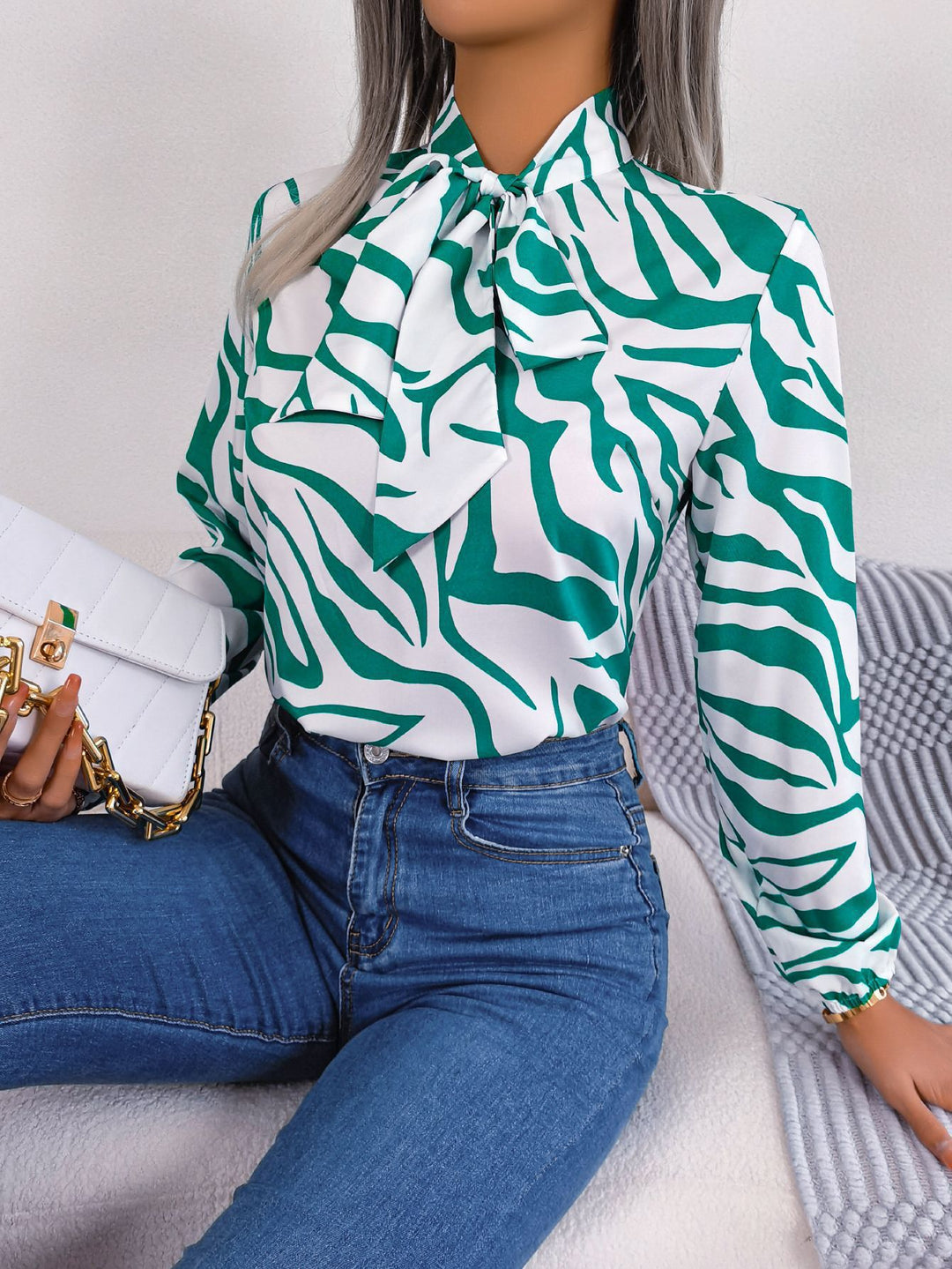 Damen Bluse mit modischem Zebra-Muster und elegantem Schleifenkragen Drune