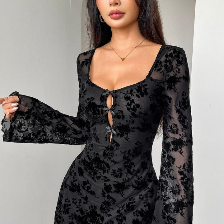Damen Mini-Kleid mit transparenten Spitzenärmeln und floralem Design Drune