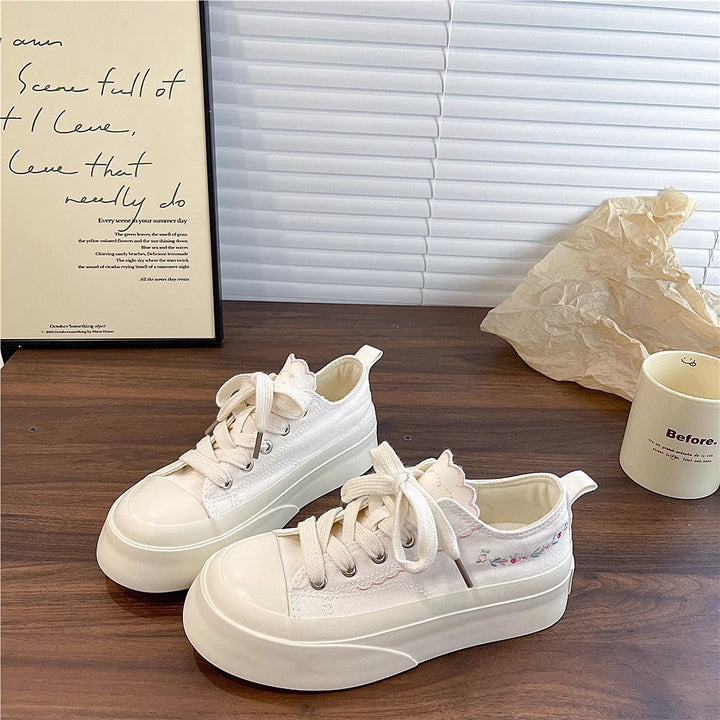 Damen Trendige Freizeitsneaker mit verspielten Rüschen-Details und dämpfender Sohle Drune