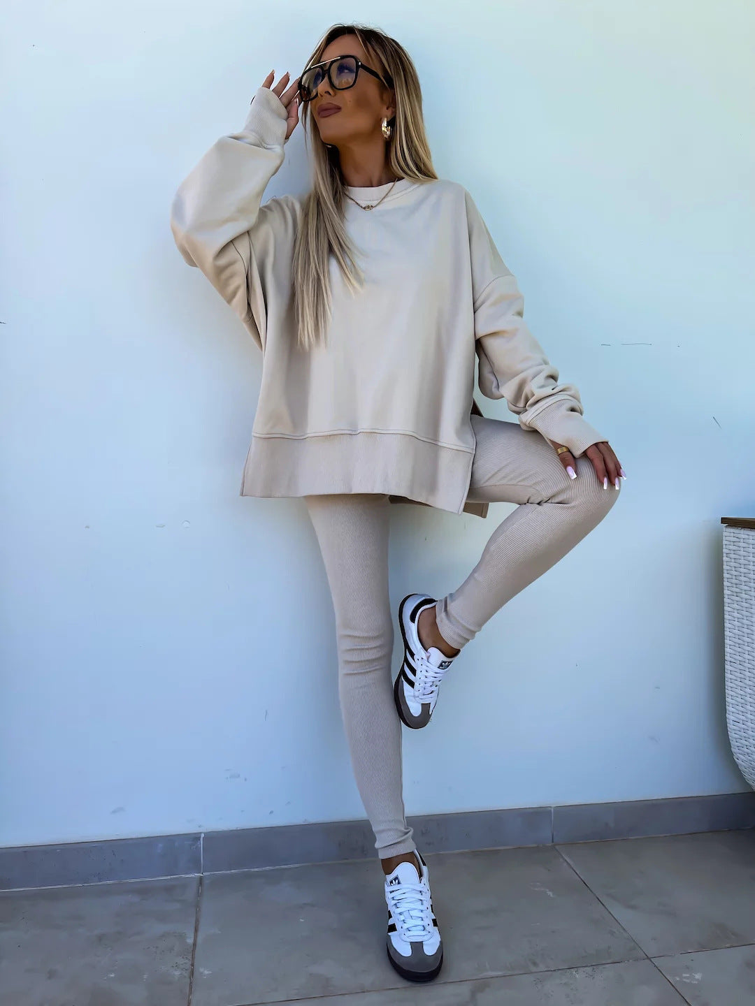 Damen nan Oversize Sweatshirt mit taillierten Rib-Leggings Set Drune