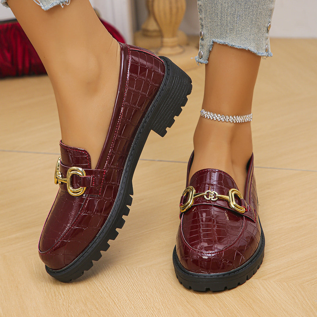 Damen nan glänzende Krokoprägung Loafer mit profilierter Traktorsohle und goldener Zierschnalle Drune
