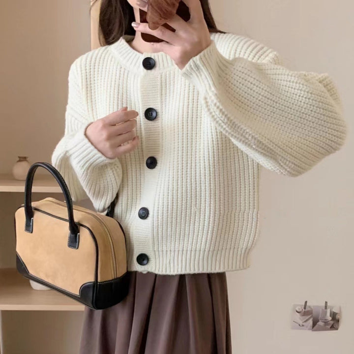 Damen modische Strickjacke mit knöpfbarem Design und balloonärmeln Drune