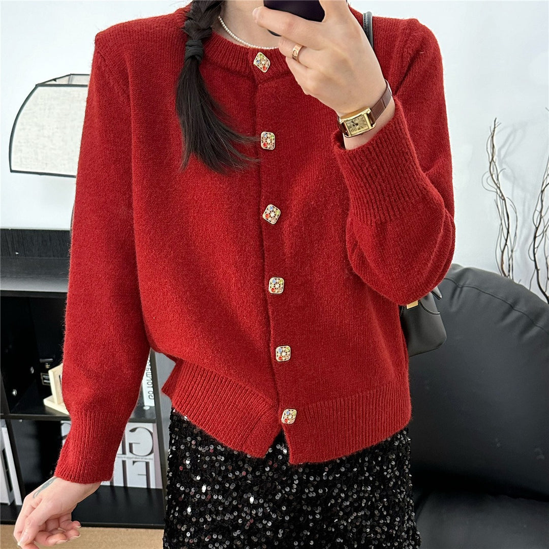 Damen Strickjacke mit bunten Knopfdetails und eleganter Passform Drune