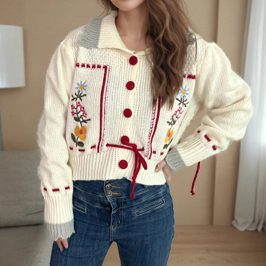 Damen Strickjacke mit Blumenstickerei und modernem Kordelzug Drune